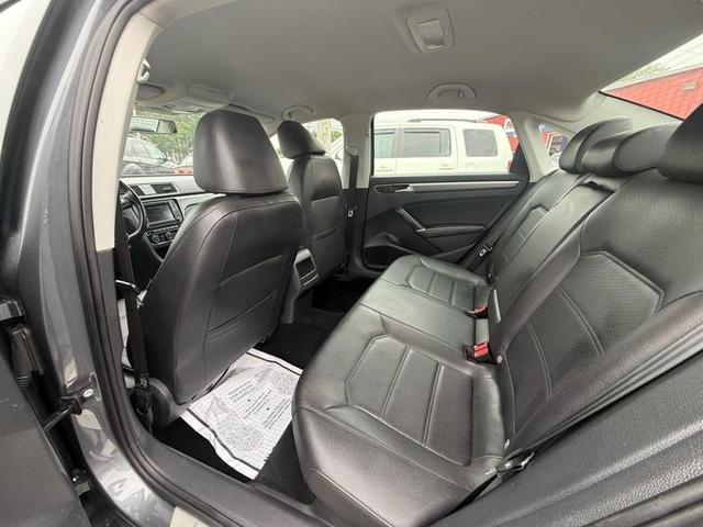 Photo of 2018 Platinum Gray Metallic Volkswagen Passat