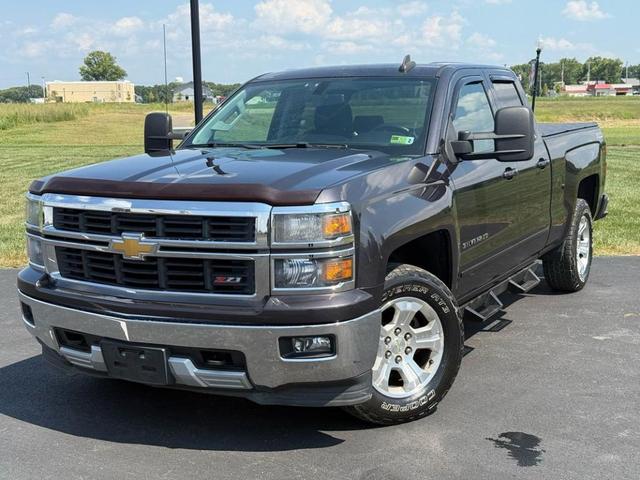 Photo of 2015 Gray Chevrolet Silverado 1500