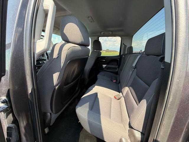 Photo of 2015 Gray Chevrolet Silverado 1500