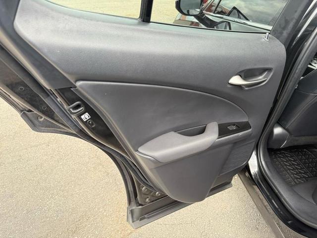 Photo of 2020 Black Lexus UX 250h