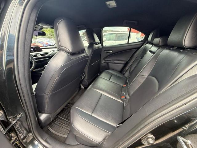 Photo of 2020 Black Lexus UX 250h