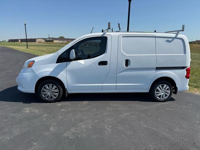 Photo of 2020 Cloud White Nissan NV200