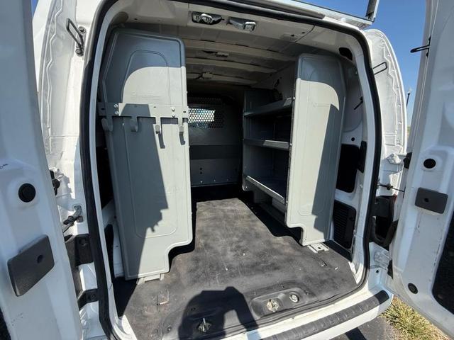 Photo of 2020 Cloud White Nissan NV200