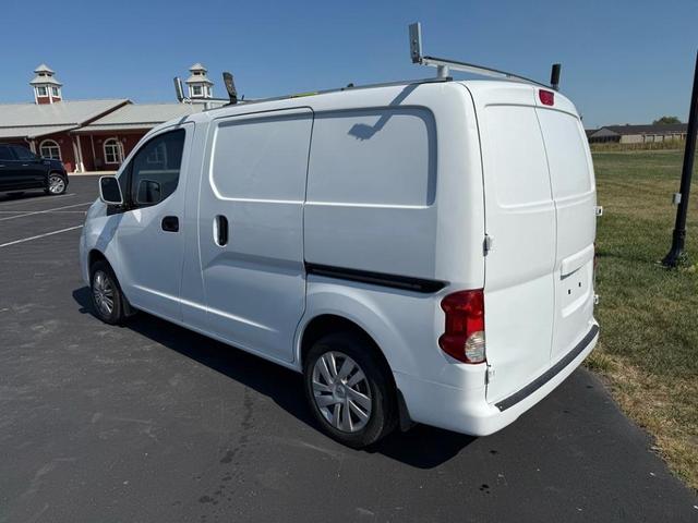 Photo of 2020 Cloud White Nissan NV200
