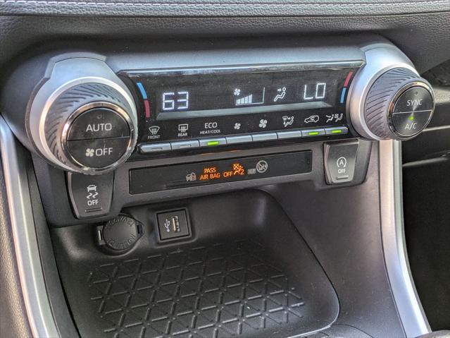 Photo of 2024 Midnight Black Metallic Toyota RAV4