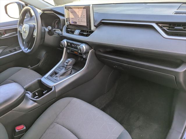 Photo of 2024 Midnight Black Metallic Toyota RAV4