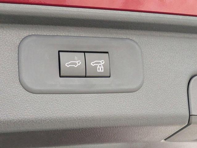 Photo of 2025 Ruby Flare Pearl Toyota Grand Highlander