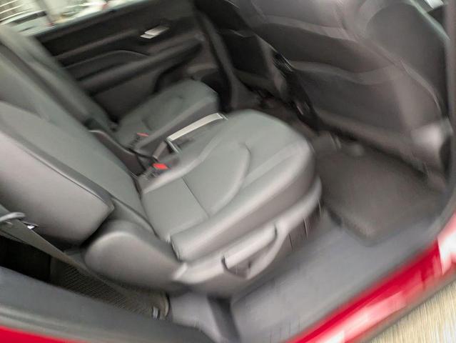 Photo of 2025 Ruby Flare Pearl Toyota Grand Highlander
