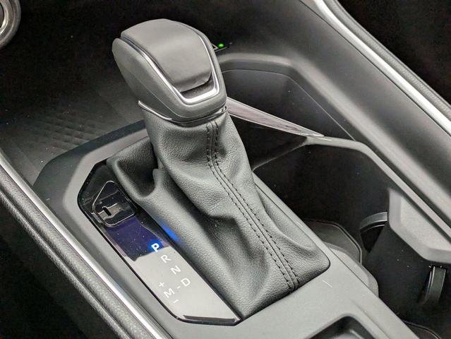 Photo of 2025 Ruby Flare Pearl Toyota Grand Highlander