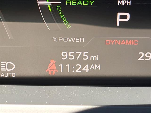 Photo of 2024 Gray Audi Q8 e-tron