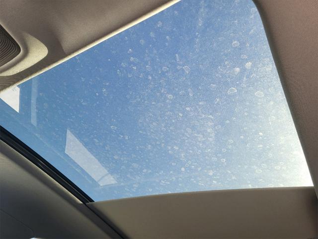 Photo of 2025 Glacier White Metallic Audi Q6 e-tron