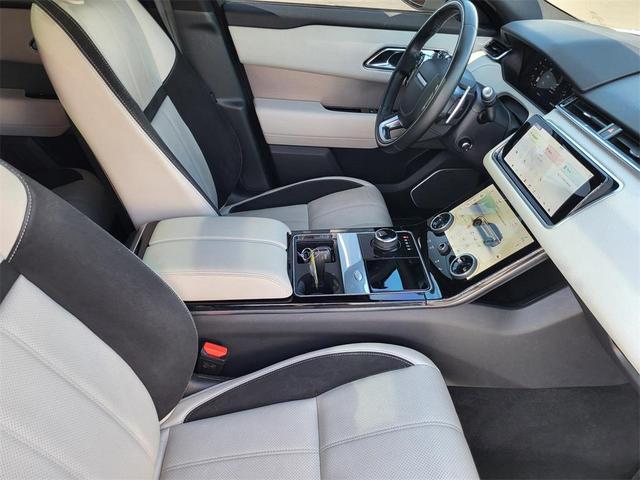 Photo of 2018 White Land Rover Range Rover Velar