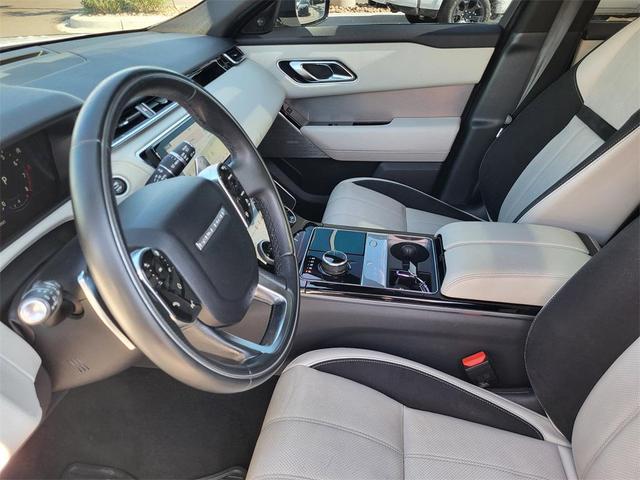 Photo of 2018 White Land Rover Range Rover Velar