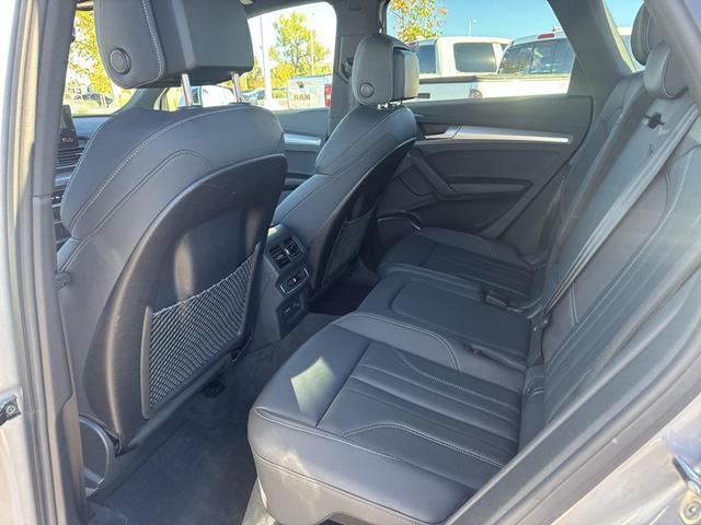 Photo of 2025 Florett Silver Metallic Audi Q5