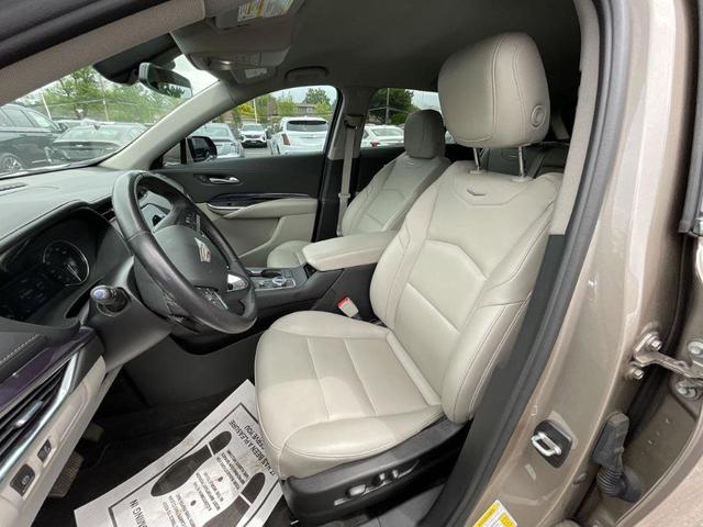 Photo of 2023 Latte Metallic Cadillac XT4
