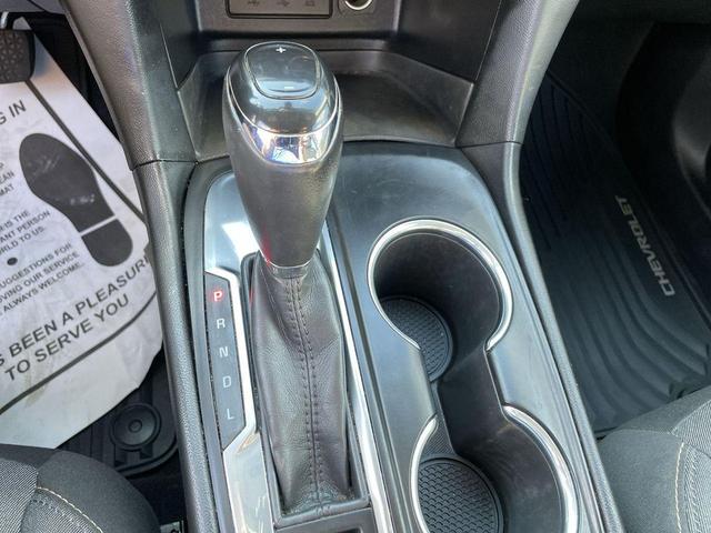 Photo of 2019 Sandy Ridge Metallic Chevrolet Equinox