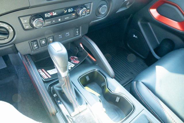 Photo of 2023 Boulder Gray Pearl Nissan Frontier