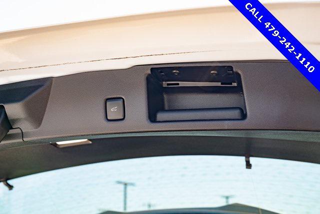 Photo of 2025 Silver Metallic Ford Escape