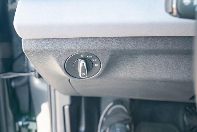 Photo of 2025 Platinum Gray Metallic Volkswagen Jetta