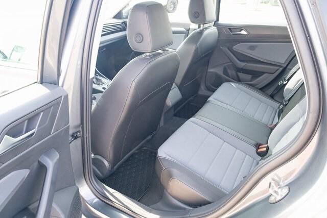 Photo of 2025 Platinum Gray Metallic Volkswagen Jetta