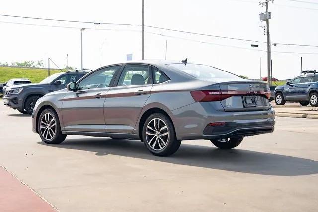 Photo of 2025 Platinum Gray Metallic Volkswagen Jetta