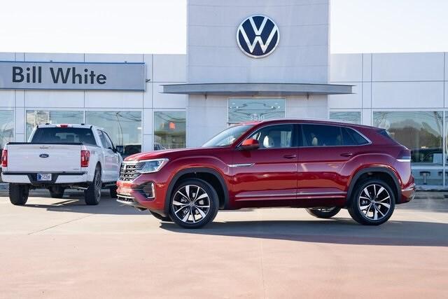 Photo of 2025 Aurora Red Volkswagen Atlas Cross Sport