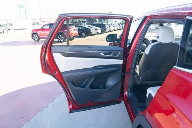 Photo of 2025 Aurora Red Volkswagen Atlas Cross Sport