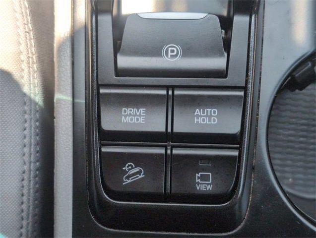 Photo of 2021 Stellar Silver Hyundai TUCSON