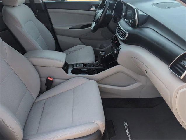 Photo of 2021 Stellar Silver Hyundai TUCSON