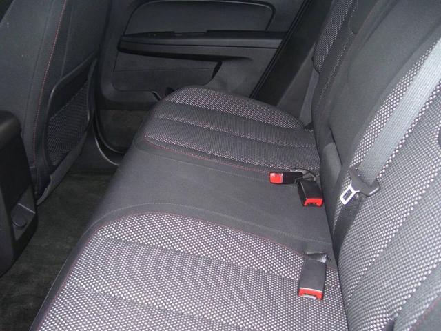 Photo of 2017 Summit White Chevrolet Equinox