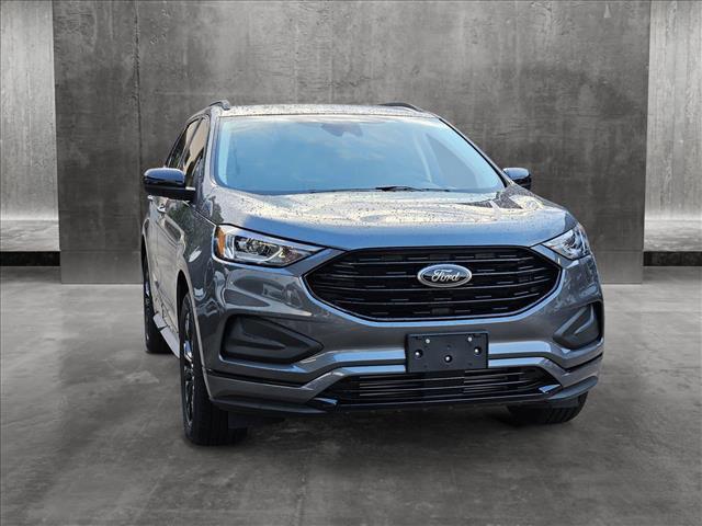 Photo of 2024 Carbonized Gray Metallic Ford Edge