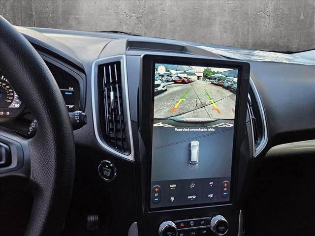 Photo of 2024 Carbonized Gray Metallic Ford Edge