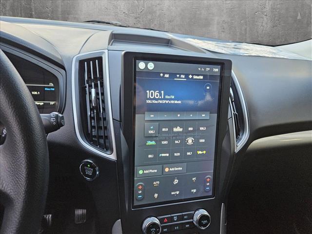 Photo of 2024 Carbonized Gray Metallic Ford Edge