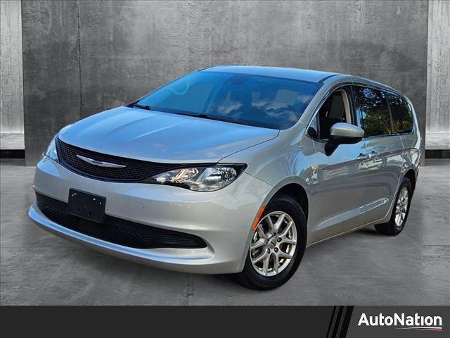 2023 Chrysler Voyager