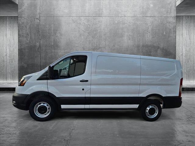 Photo of 2025 Oxford White Ford Transit-150