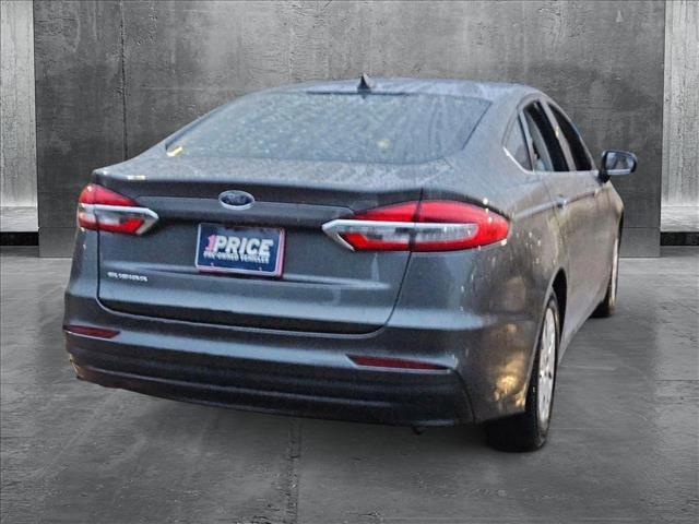 Photo of 2020 Magnetic Metallic Ford Fusion