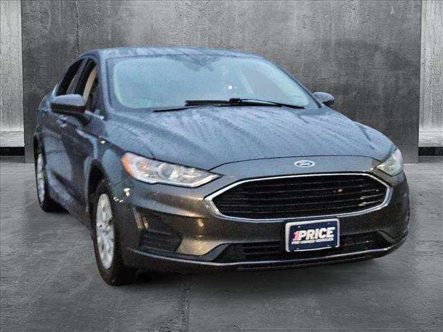 Photo of 2020 Magnetic Metallic Ford Fusion