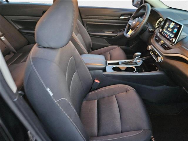 Photo of 2024 Super Black Nissan Altima
