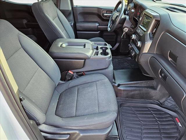 Photo of 2019 Summit White GMC Sierra 1500