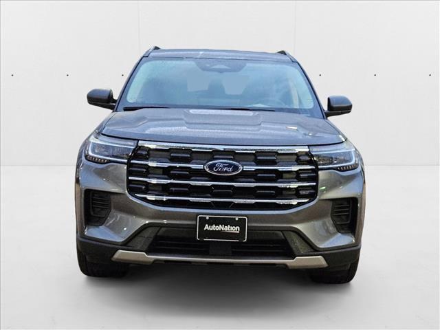 Photo of 2025 Carbonized Gray Metallic Ford Explorer
