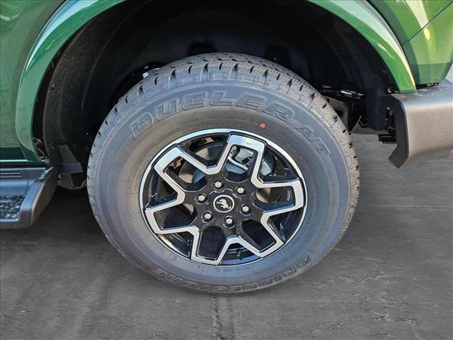 Photo of 2025 Eruption Green Metallic Ford Bronco
