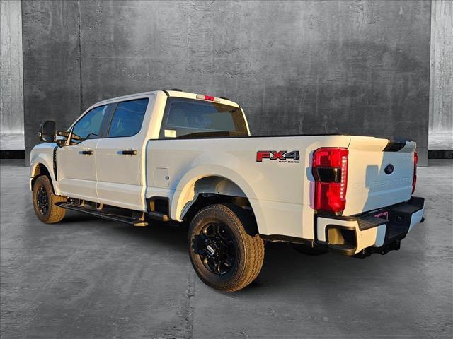 Photo of 2025 Oxford White Ford F-250