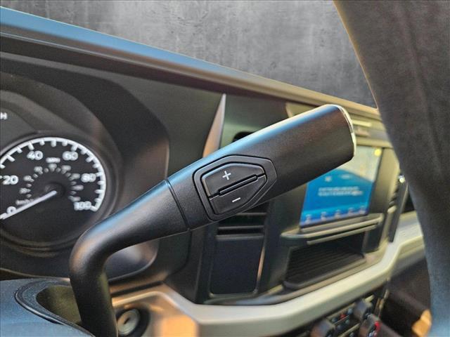 Photo of 2025 Oxford White Ford F-250