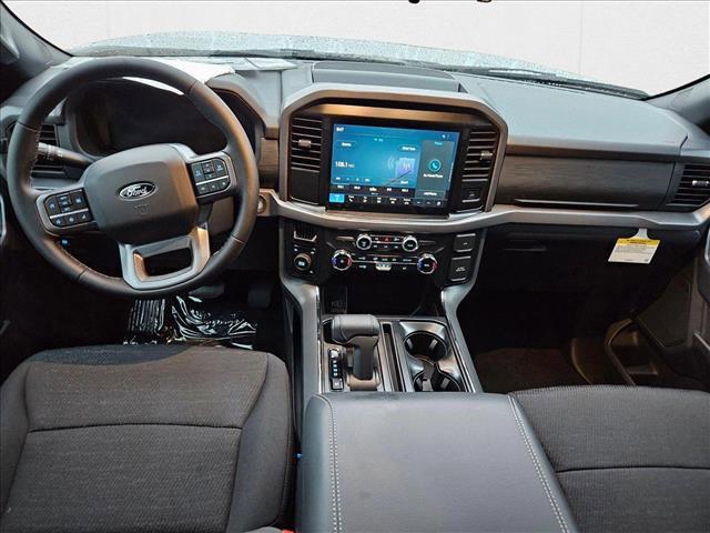 Photo of 2025 Space White Metallic Ford F-150