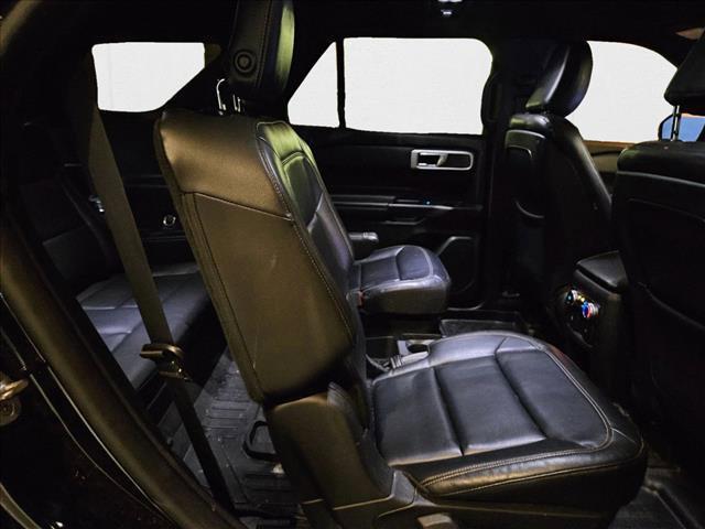 Photo of 2020 Agate Black Metallic Ford Explorer