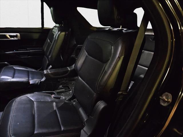 Photo of 2020 Agate Black Metallic Ford Explorer