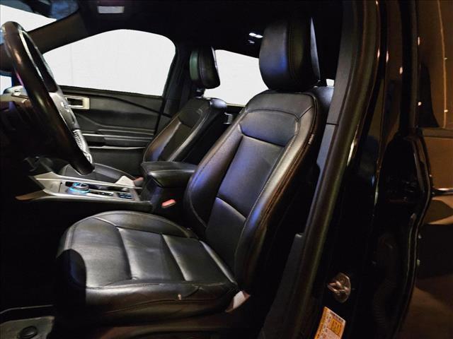Photo of 2020 Agate Black Metallic Ford Explorer