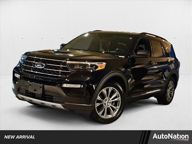 Photo of 2020 Agate Black Metallic Ford Explorer