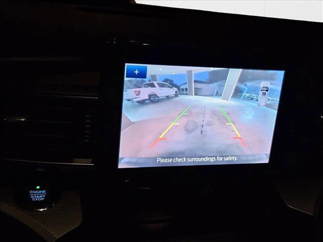 Photo of 2020 Agate Black Metallic Ford Explorer