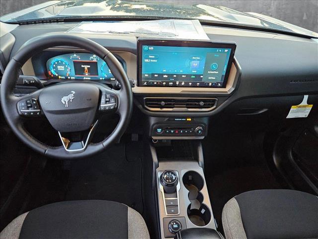 Photo of 2025 Azure Gray Metallic Tri-Coat Ford Bronco Sport